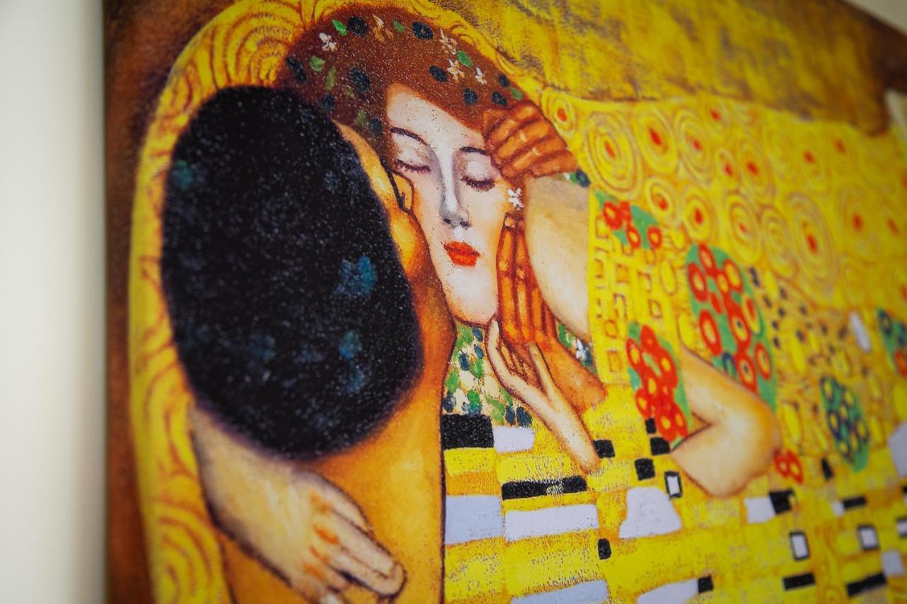 Klimt House